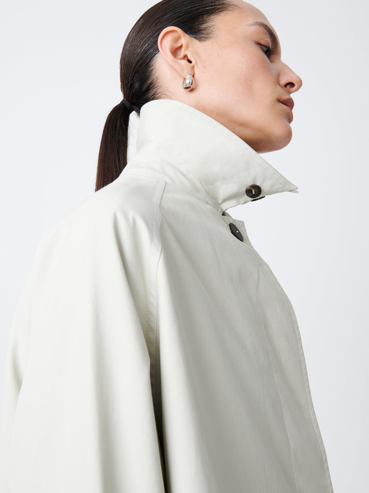 HOLIN COATED COAT IN DOVE