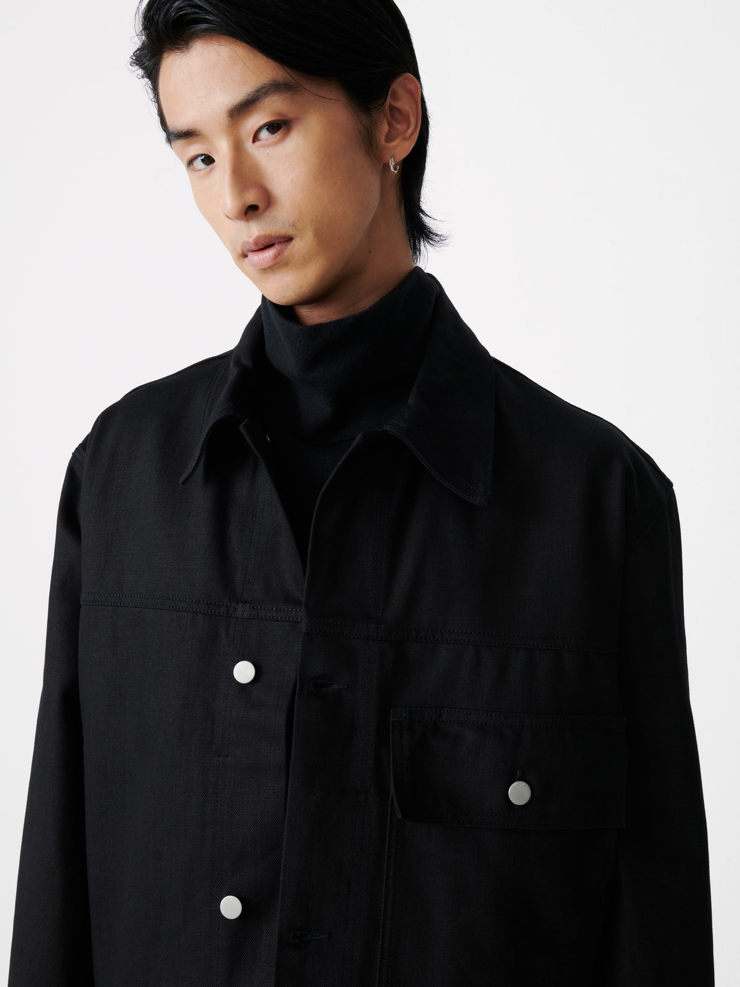 [EXCLUSIVE】PETAR DENIM JACKET IN BLACK