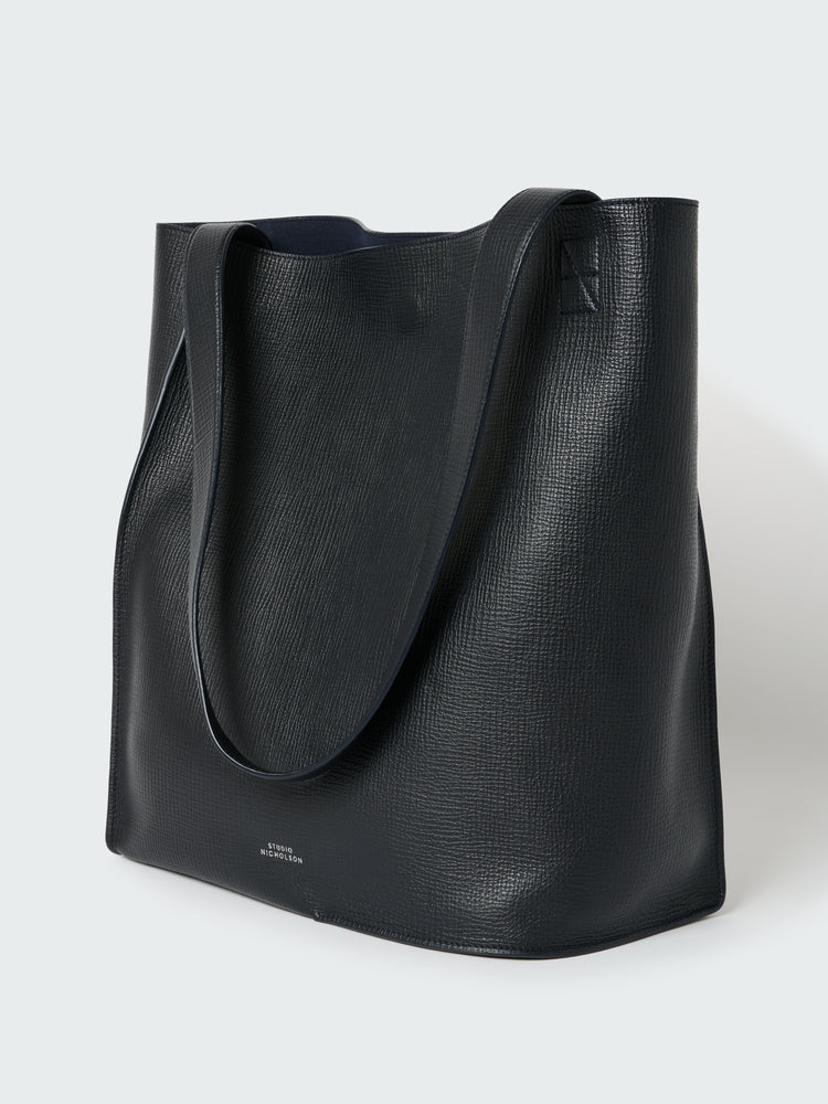 【予約販売】DOUBLET TYPE2 LEATER BAG IN DARKEST NAVY