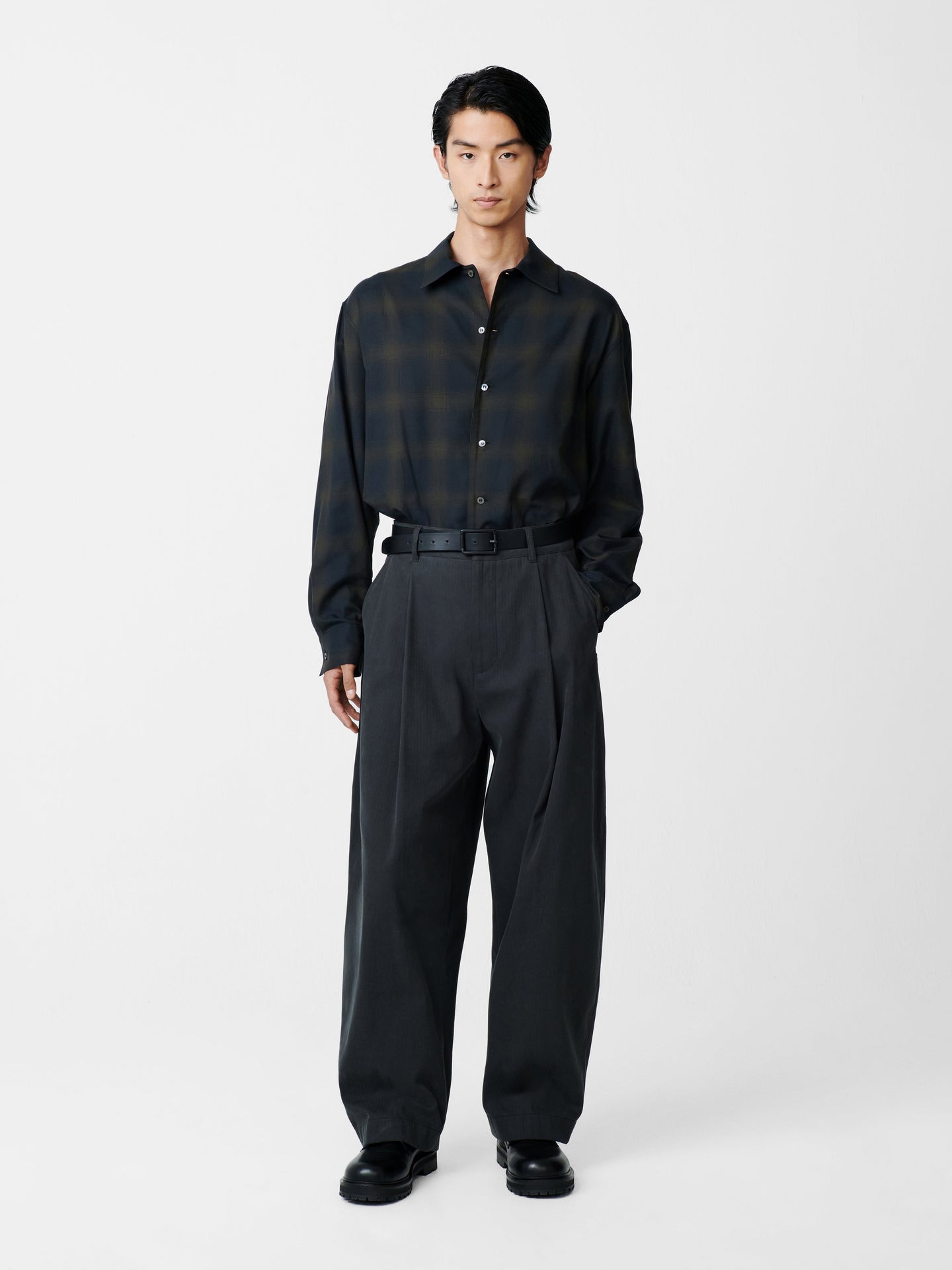 [Pre Order]GUILD PANT IN DARK FIR