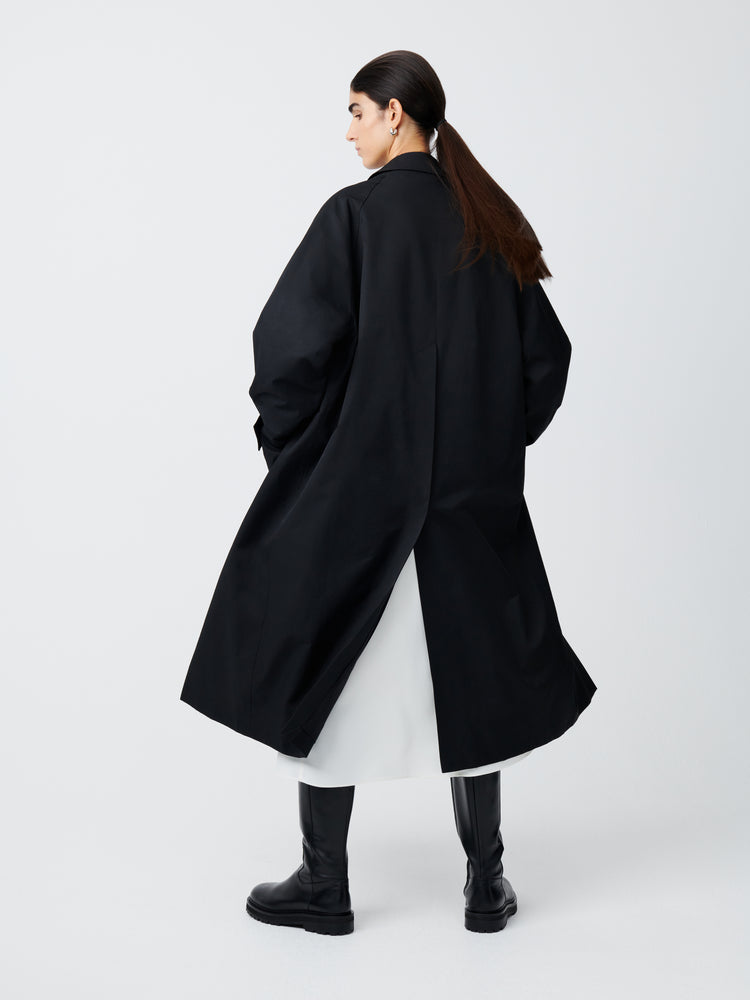 【EXCLUSIVE】HOLIN COATED COTTON COAT IN BLACK