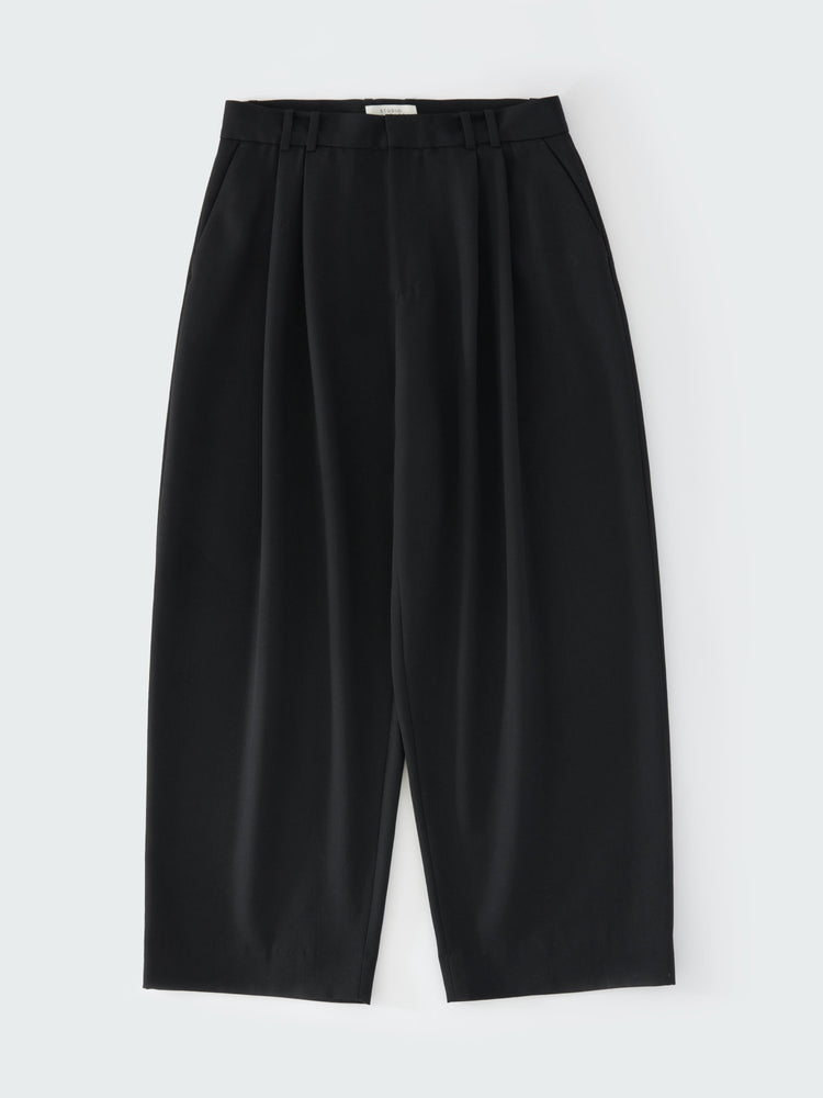 LINE PANT IN BLACK