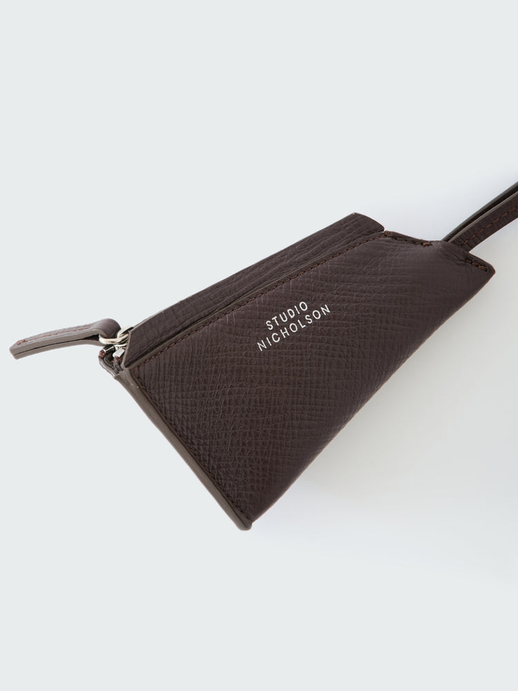 POCHI LEATHER POUCH IN CONKER