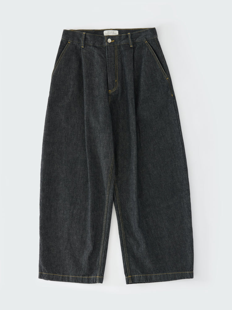 PUCH ITALIAN DENIM PANT IN BLACK