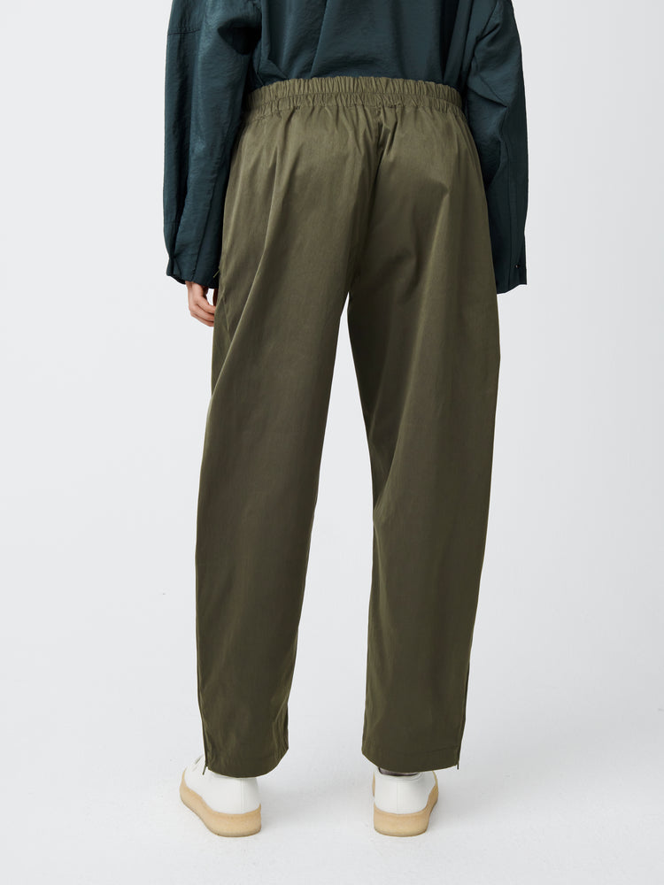 TOBA PANT IN ARMY GREEN