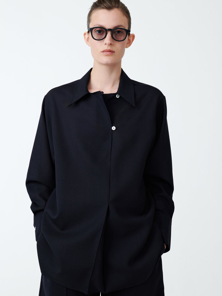 WILTON TROPICAL WOOL SHIRT IN DARKEST NAVY