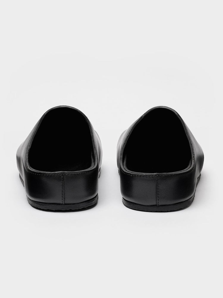 WOMEN'S WEARING CLOG IN BLACK